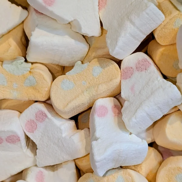 soft and fluffy vanilla flavoured pumpkin and ghost shaped mallows